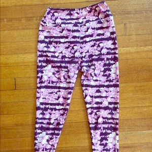 Pink and purple LulaRoe leggings